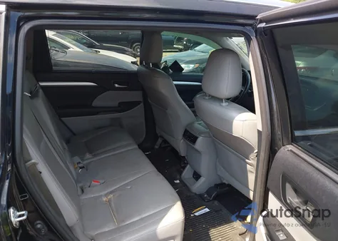 2014 Toyota Highlander Xle V6 z USA, uszkodzony, nr VIN 5TDJKRFH7ES050950